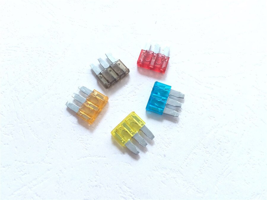 50Pcs/Set Fuse 3 Pins Automotive Car Fuse for Ford Focus Mondeo Dodge 5A 7.5A 10A 15A 20A