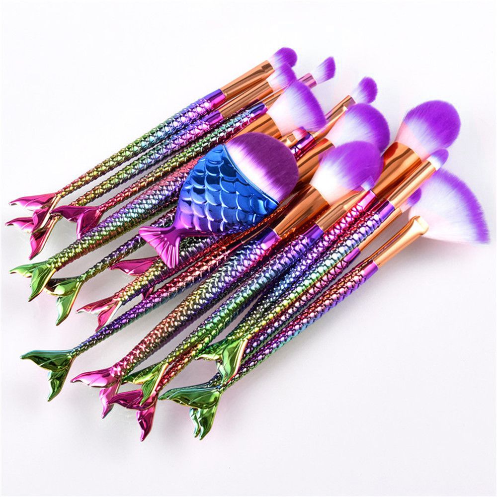 1PC beauté maquillage trousse à outils sirène queue de poisson pinceaux de maquillage Pro fard à paupières visage Contour fond de teint correcteur Blush brosse cosmétique