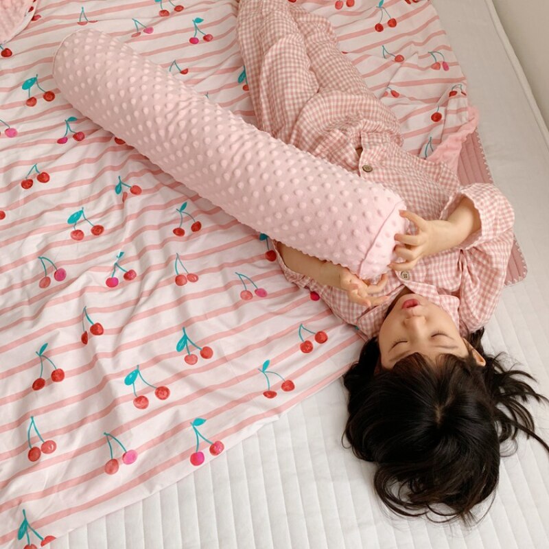 INS-almohada relajante para recién nacido, Cojín cilíndrico de terciopelo, multifuncional, anticolisión, ropa de cama para bebé