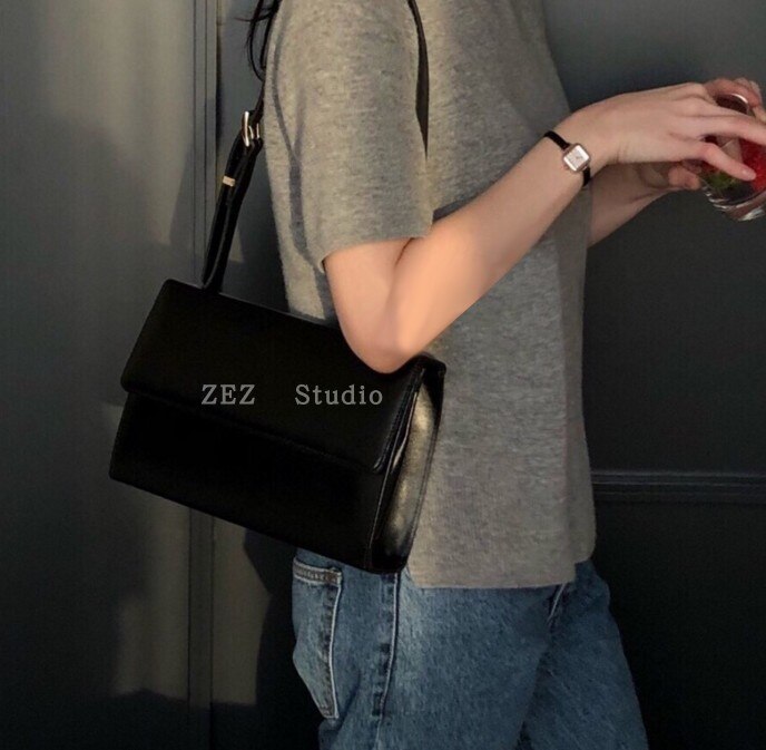 Jahrgang PU Leder Frauen Handtaschen Einfache Einfarbig Weibliche Platz Schulter Bote Taschen Damen Kleine Tote: schwarz