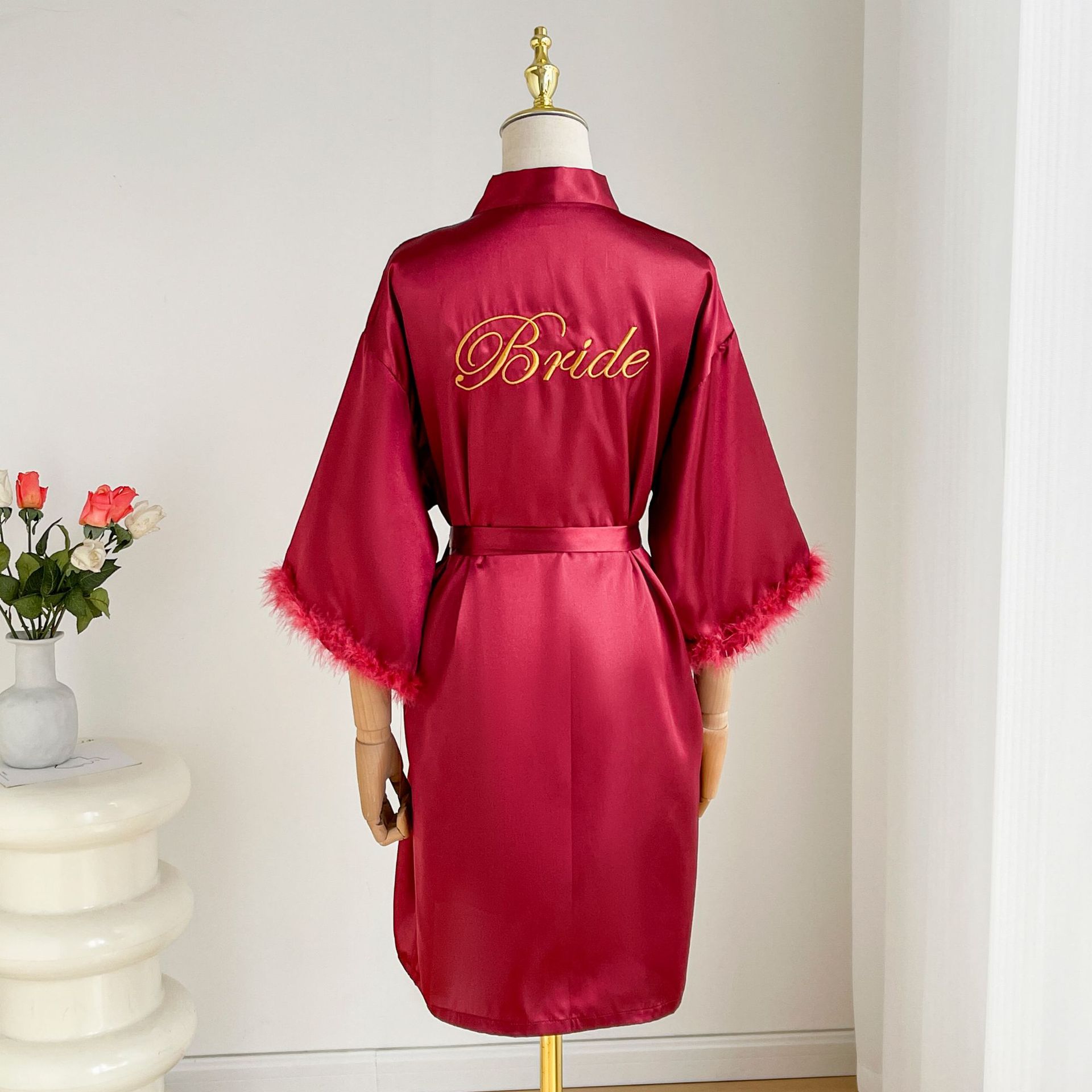 Robe de demoiselle d'honneur en Satin, Kimono, Lingerie intime, Sexy, manches plumes, peignoir, chemise de nuit, vêtements de nuit courts, taille unique: Or