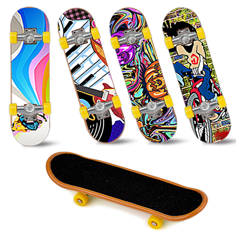 Søt fest favor barn barn mini fingerbrett gripebrett legert skate boarding leker tilfeldig