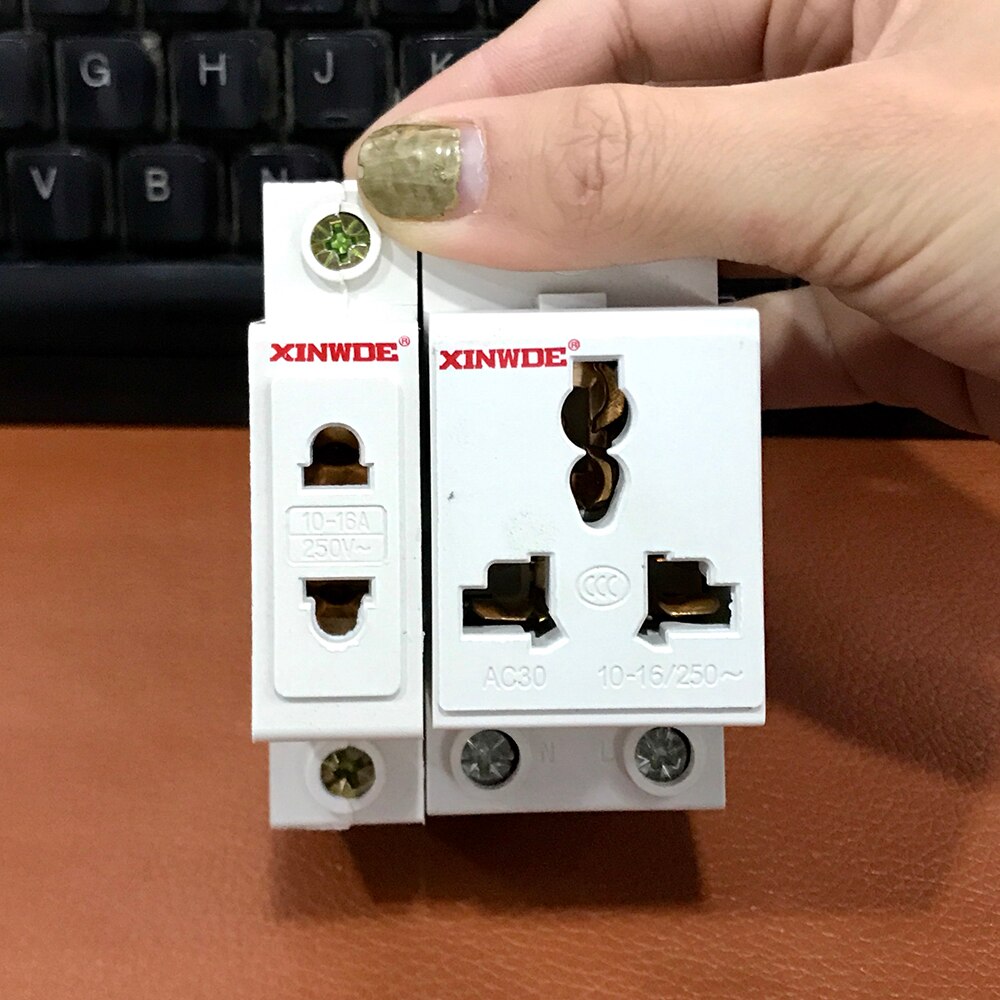 AC30 SERIES Single Phase US EU 2 Pin Plug 35mm Din Rail Mount Modular socket 10-16A 250V AC