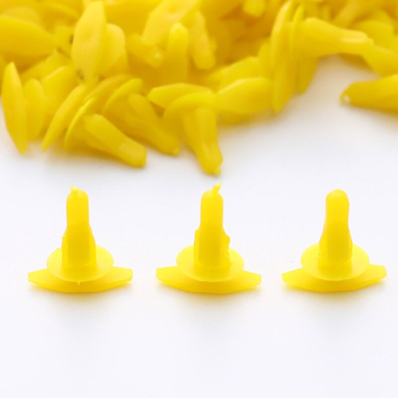 100/200X Car Universal Weatherstrip Retainer Clips Auto Window Door Sealing Strip Fasteners Rivet For Auto Car Accessory 15*15mm