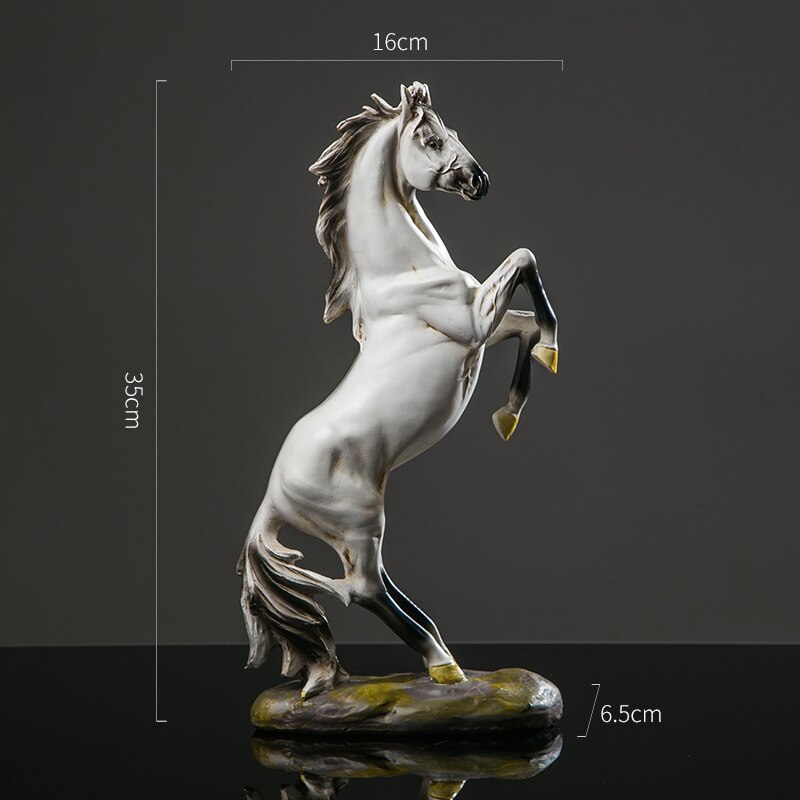 Europeisk harpiks hest statue dekorasjon stue kontor ornament hest figur hjem tilbehør hest skulptur moderne kunst: Hvit