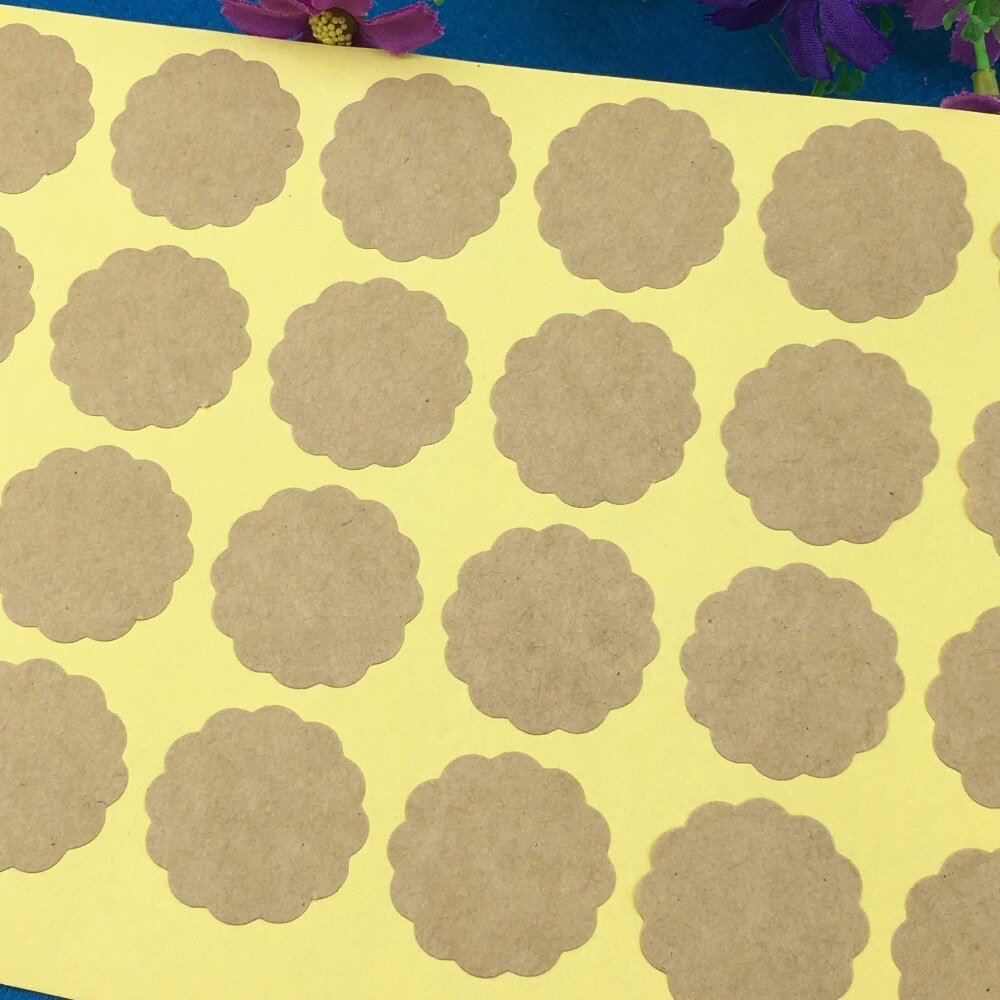 300pcs kraft paper self-Adhesive Labels sealing Stickers packaging sticker labels For bags/handmade candy/cake