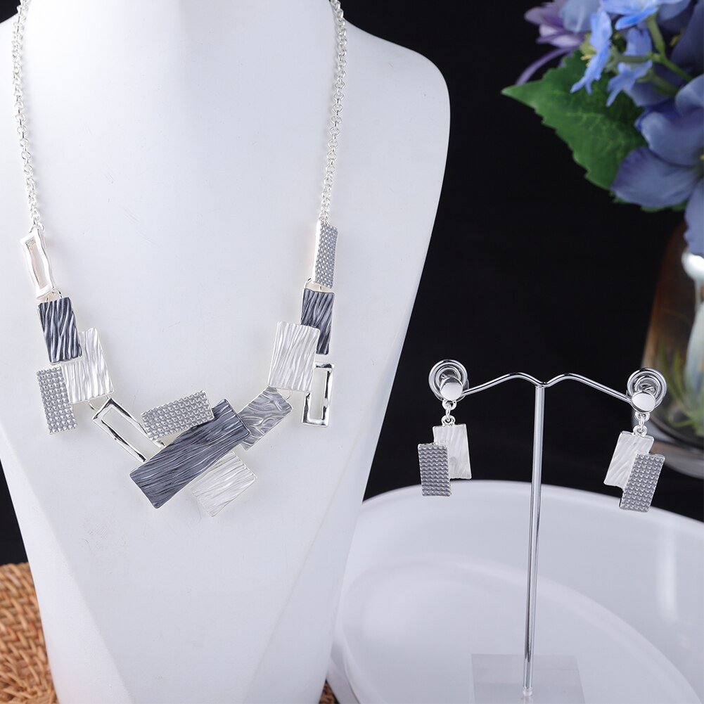 Sprzedaż Cring Coco kwiat magnolii zestawy biżuterii moda rezygnacja wisiorek naszyjniki niebieski emalia naszyjnik łańcuszkowy kolczyki dla kobiet: SE2087SIGW