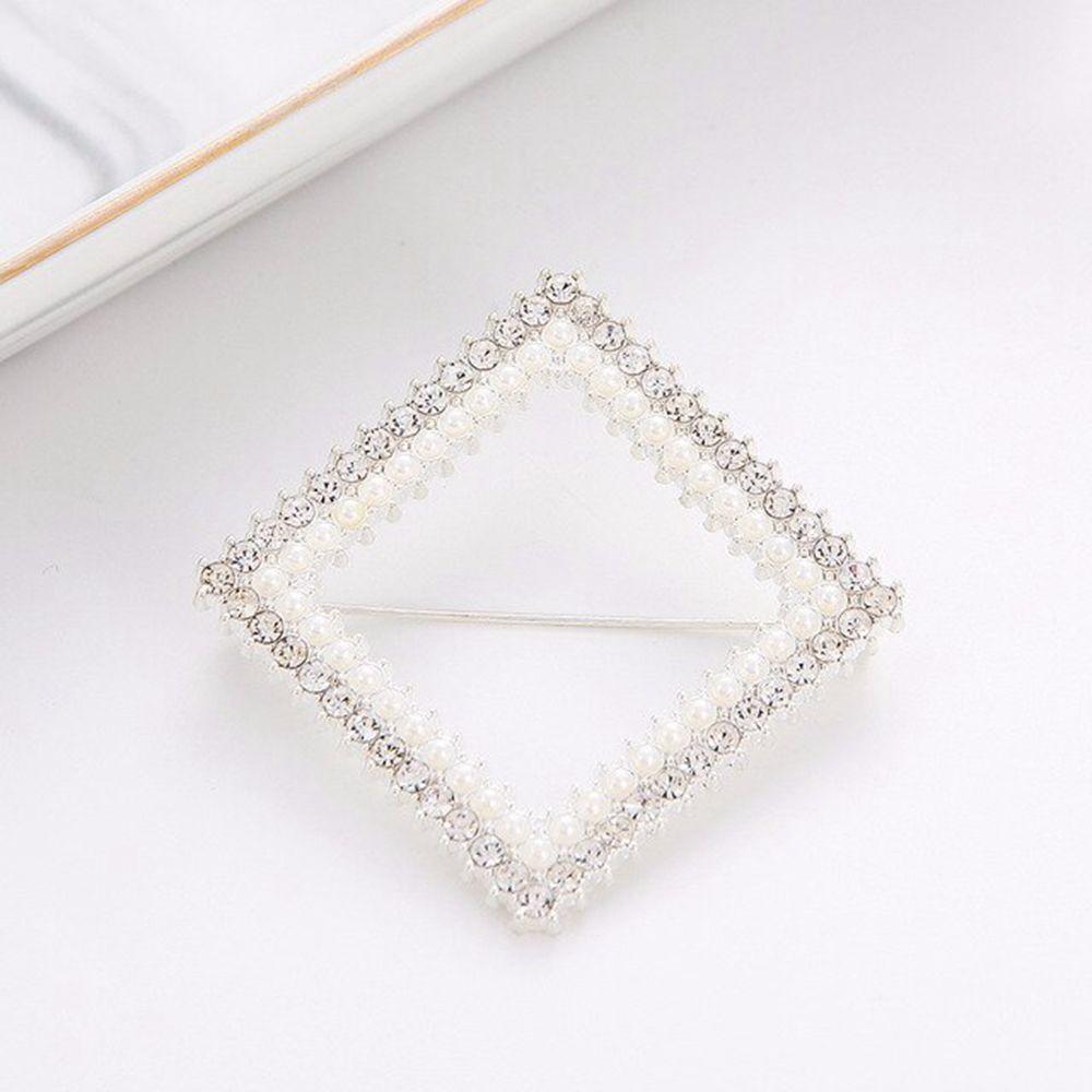 Broche géométrique en forme de papillon pour femme, avec strass, cœur, cerise, Badge, broches, vêtements, bijoux de décoration: E2