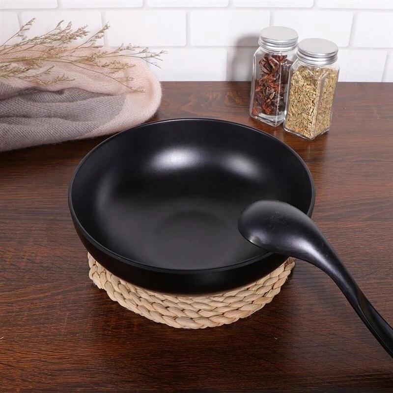 2Pcs Japanese Style Ramen Bowls Stylish Food Container Black Noodle Bowls Black Imitation Porcelain Japanese Ramen Bowl