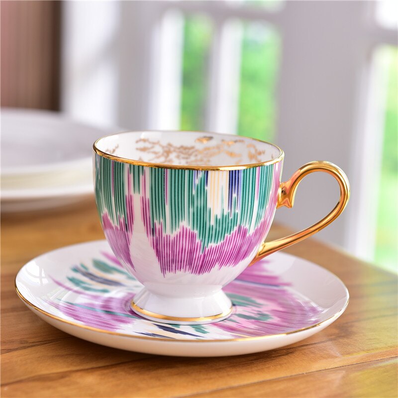 Bone China Tea Cup Saucer Spoon Set 200 ml Ceramic Teacup White Porcelain Coffee Cup Tea Set Cafe Espresso Cup: 1