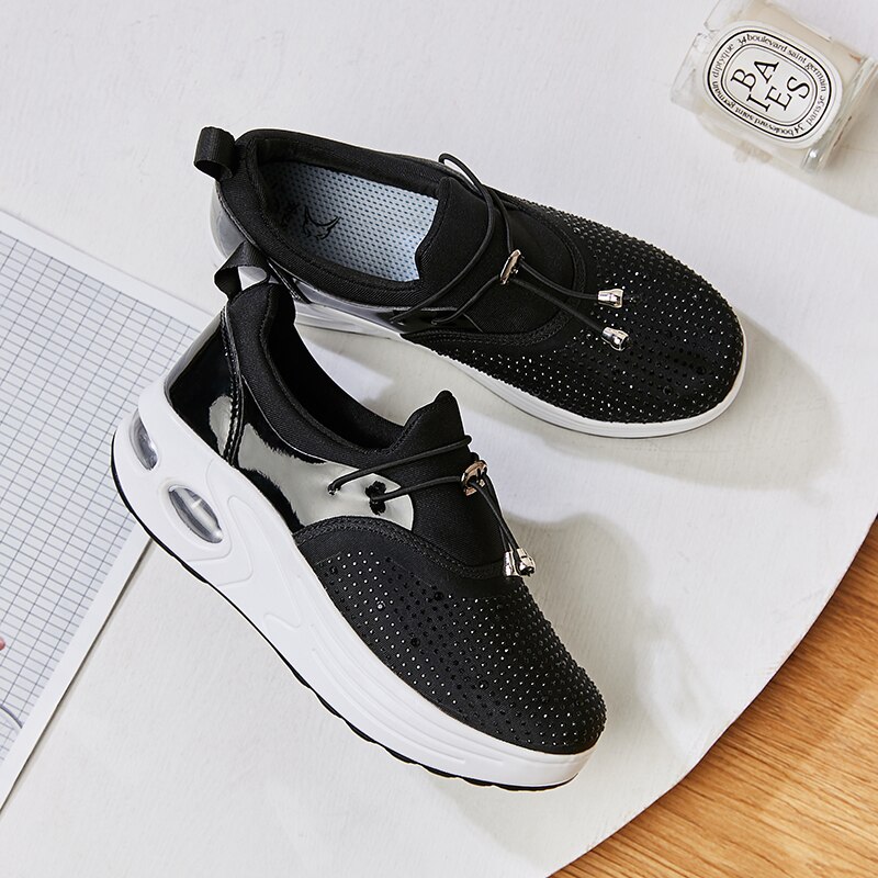 Spring Women Fitness Shoes Platform Shake Sneakers Women Breathable Women Casual Shoes Slip On Thick Bottom Heels Toning