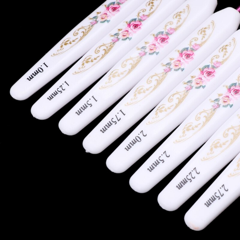 8pcs Plastic Handle Floral Aluminium Crochet Hooks Knitting Needle Set Weaving 4X7B