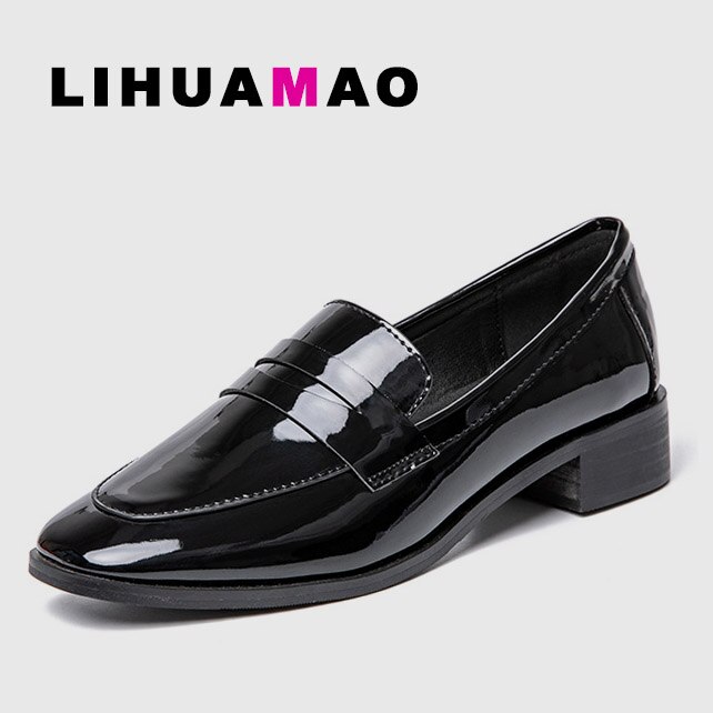 LIHUAMAO Black Classic penny loafers for women casual shoes pointed toe office career party outdoor walking shoes