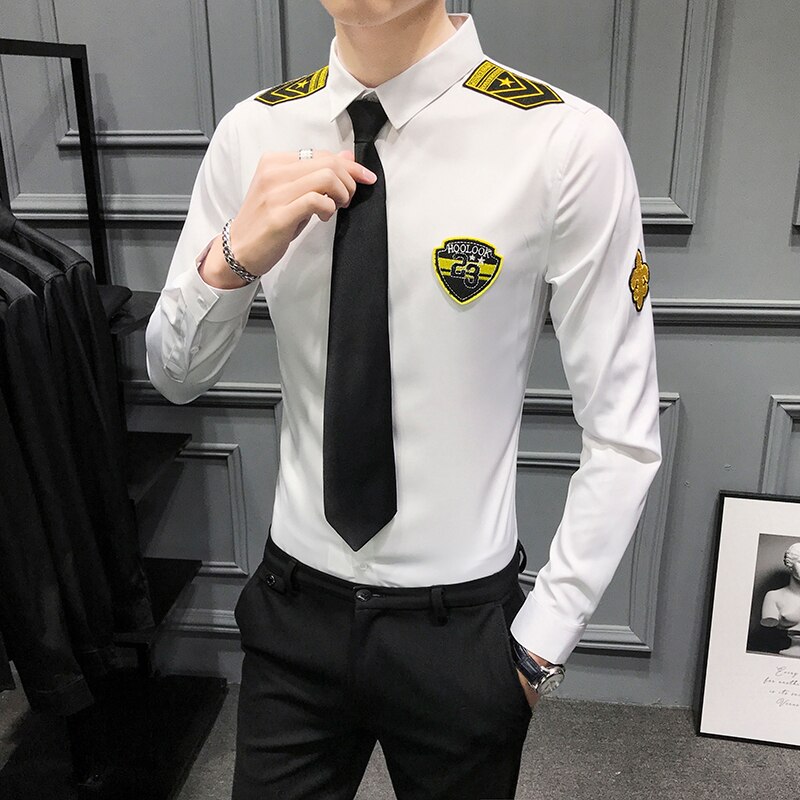 Plus size army herre skjorte afslappet ung mand langærmet skjorte herre stewardesser mand bluse homme streetwear/natklub/fest: Hvid med slips / Asiatiske  l 52-60kg