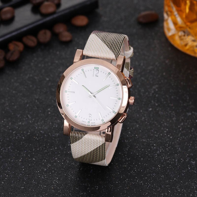 Luxe paar horloges heren dames quartz horloge aaa sport waterdicht tafel lederen band horloge paar montre