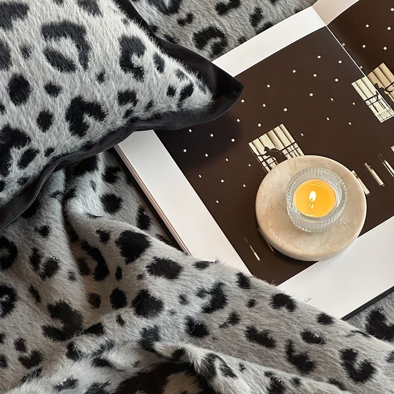 Nuova coperta calda autunno inverno in pelliccia di visone imitazione di fascia alta per letto coperte Jacquard con stampa leopardata di lusso per divano sedia a sdraio