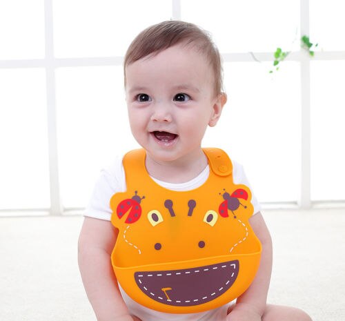 Neue Kleinkind Baby Jungen Mädchen Silikon Wasserdicht Lätzchen Waschbar rollen hoch Krume Fänger Fütterung essen Niedlichen Baby Lätzchen