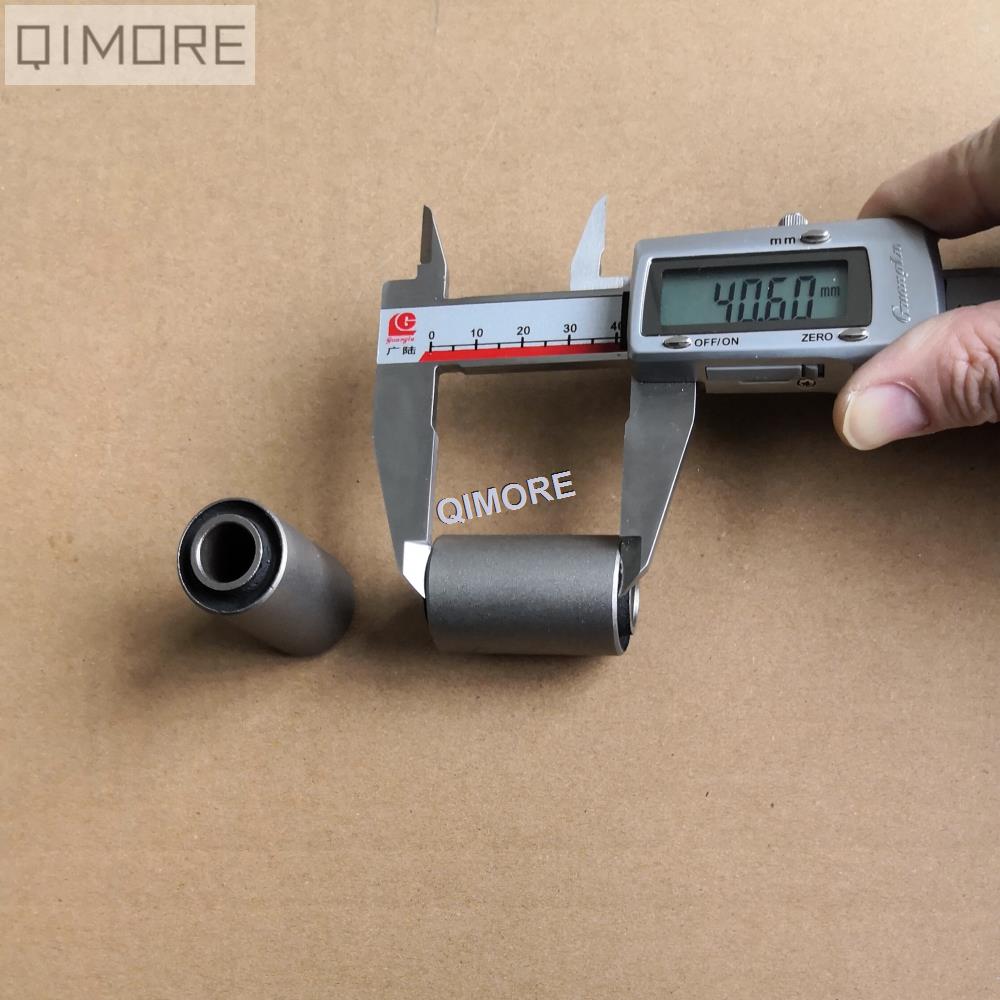 1 pair Rear fork Pivot bushings / Engine mount isolation bar Bushing for Motorcycle WY125 MCR125 XL125 XL125S XL125R CB125S