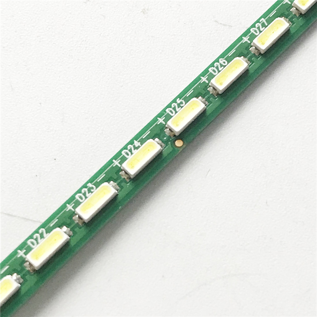 Led-bakgrunnsbelysningsstripe 22 48 lamper for 22 -tommers tv,  ue22 t 2 t 5000aw ue22 v 5610ak lb21513 htn 1_00 m215 01.1 r 4015f 22 tk 410v lb21554 lb21516 48d