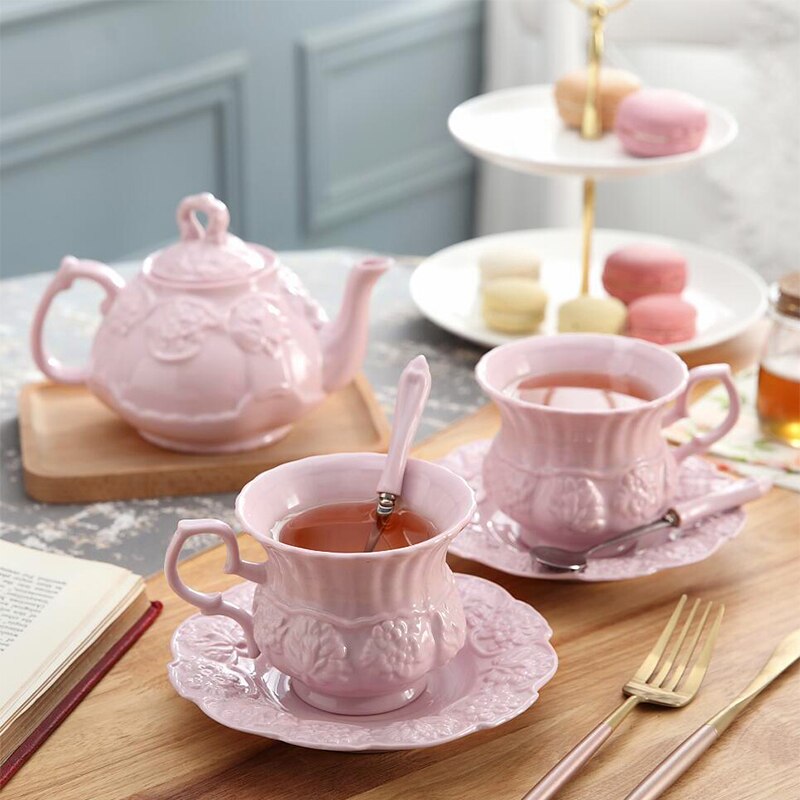 Europese Koffiekopje Schotel Set Met Lepel Eenvoudige Creatieve Thuis Keramische Bloem Theepot Roze Cup Wf4291525