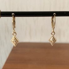 WTLTC-pendientes de aro con abalorios de rombo para mujer, aretes pequeños, geométricos, minimalistas