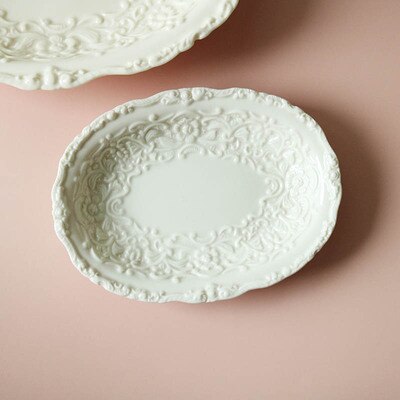 Petite assiette florale sculptée par complexe crémeux rétro en céramique à hautes températures/assiette de casse-croûte de plat de stockage: Ovall Small Plate