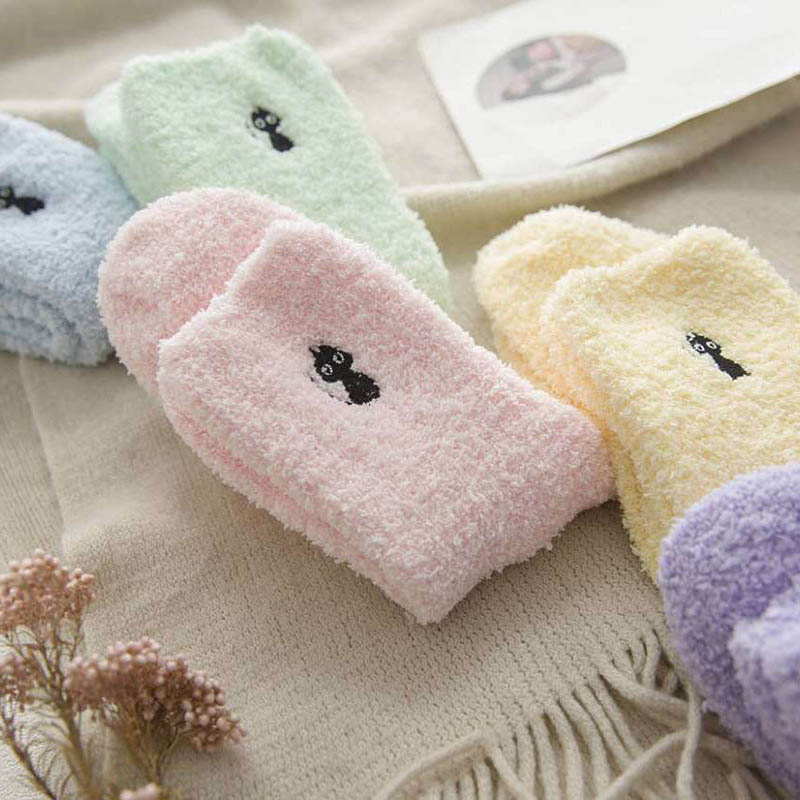 Lustige Druck Karikatur Schwangere Frauen Socken Hohe Elastische Winter Warme Samt Schwangerschaft Socken Mutterschaft Wolle Baumwolle Socken Für Frauen