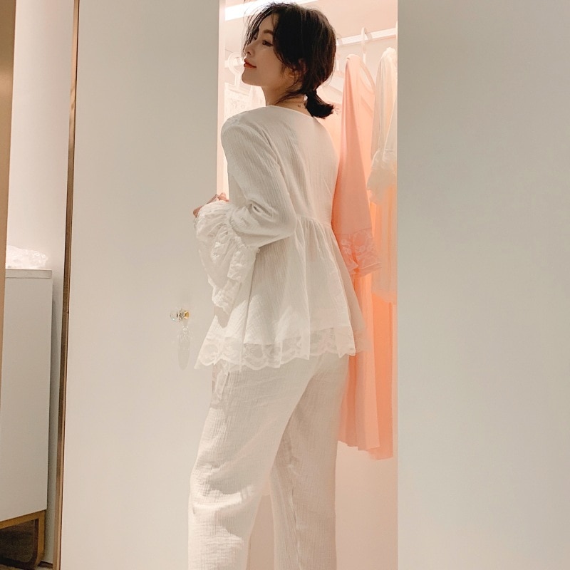 Valkoinen pyjama pitkähihainen yöpuku naisten pyjama kevät syksy