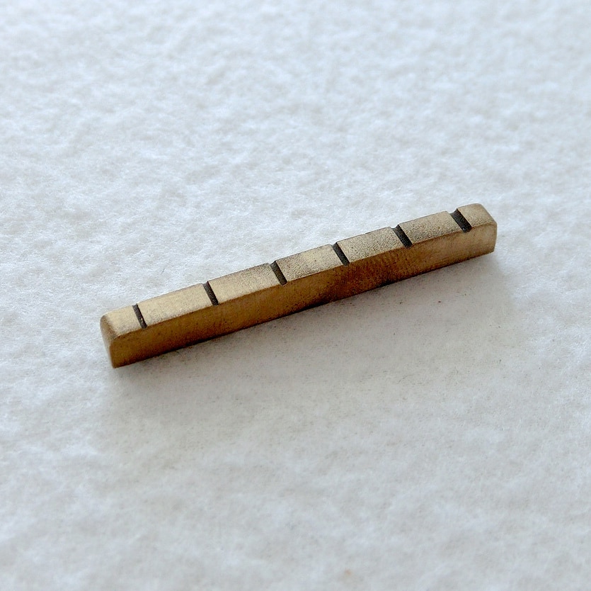 Sell guitar parts 1pc guitar brass nut 43MM ST guitar nut right handed TL brass guitar nut