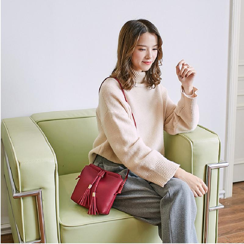 Women's Handbags Bag PU Leather Female Tassel bolsa feminina Soft Shoulder Messenger Bag Mini Bag for Phone Purse