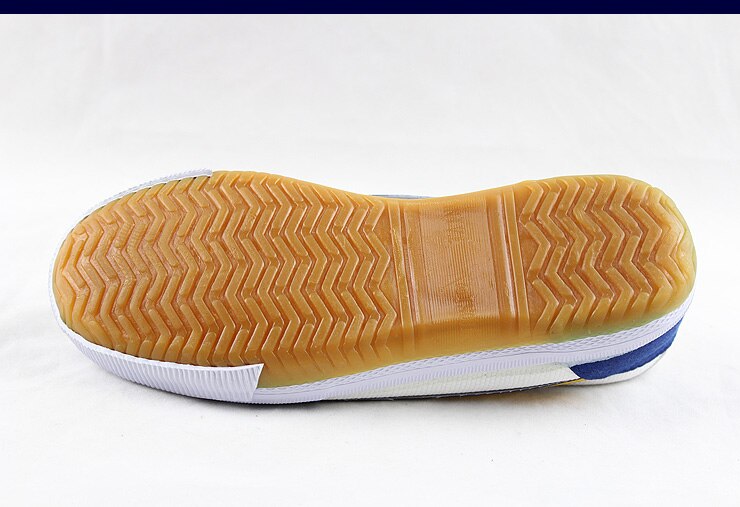 Nouveauté Kung Fu chaussures Arts martiaux Tai Chi Taekwondo Wushu karaté chaussures sport entraînement baskets
