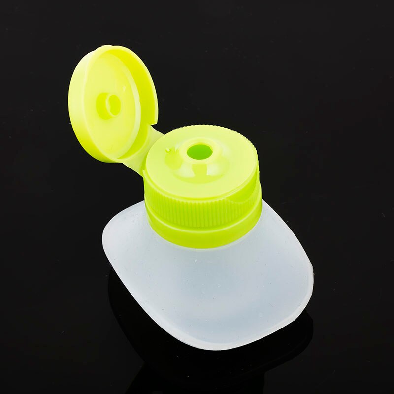 Green Silicone Kitchen Gadgets Salad Squeeze Sauce Jar Kitchen Supplies Picnic Camping Gadget