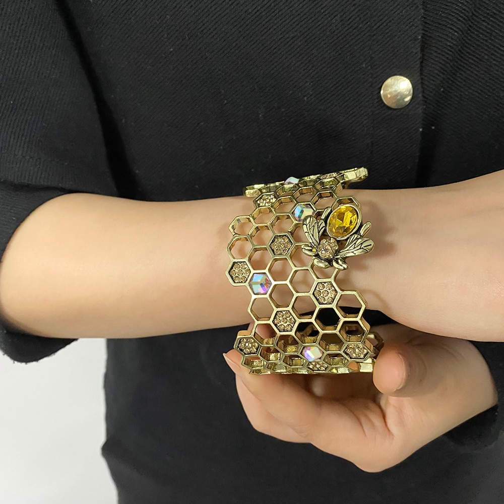 Trendy Honingraat Open Manchet Armbanden Leuke Zirconia Bee Charm Verstelbare Bangles Mode Women Accessoires Sieraden Vrouwelijke