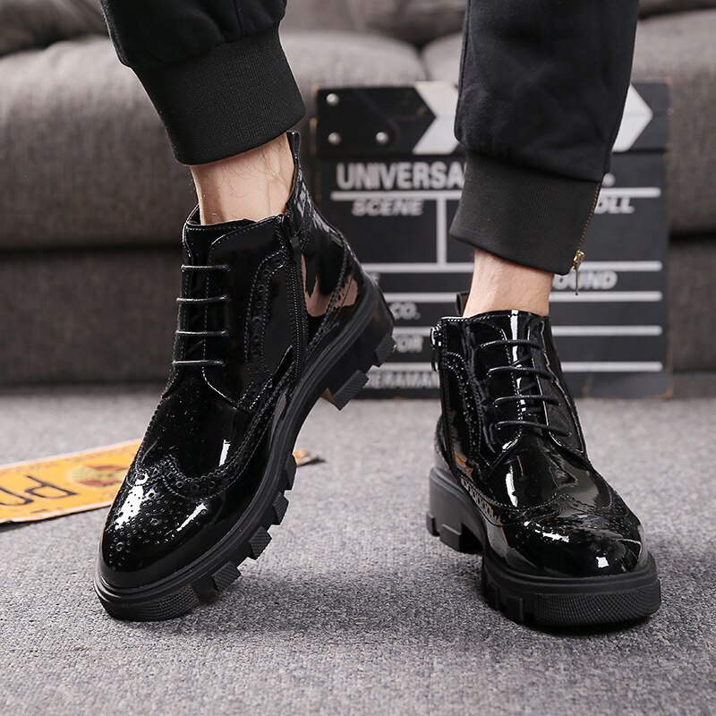 Moda masculina festa banquete vestido botas de couro patente esculpida brogue sapatos oxfords bullock boot preto tornozelo botas hombre botines
