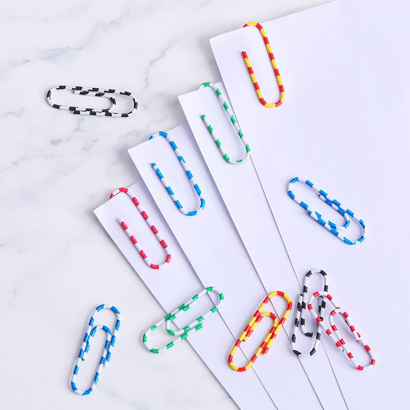 200pcs 28mm Colored Metal Paper Clip Bookmark Office Stationery Cartoon Anti Rust Pin Return Type Needle