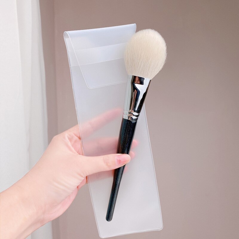 European Vintage Makeup Brushes Natural Ebony Handle Goat Hair Powder Foundation Blush Brush Beauty Cosmetic Tools