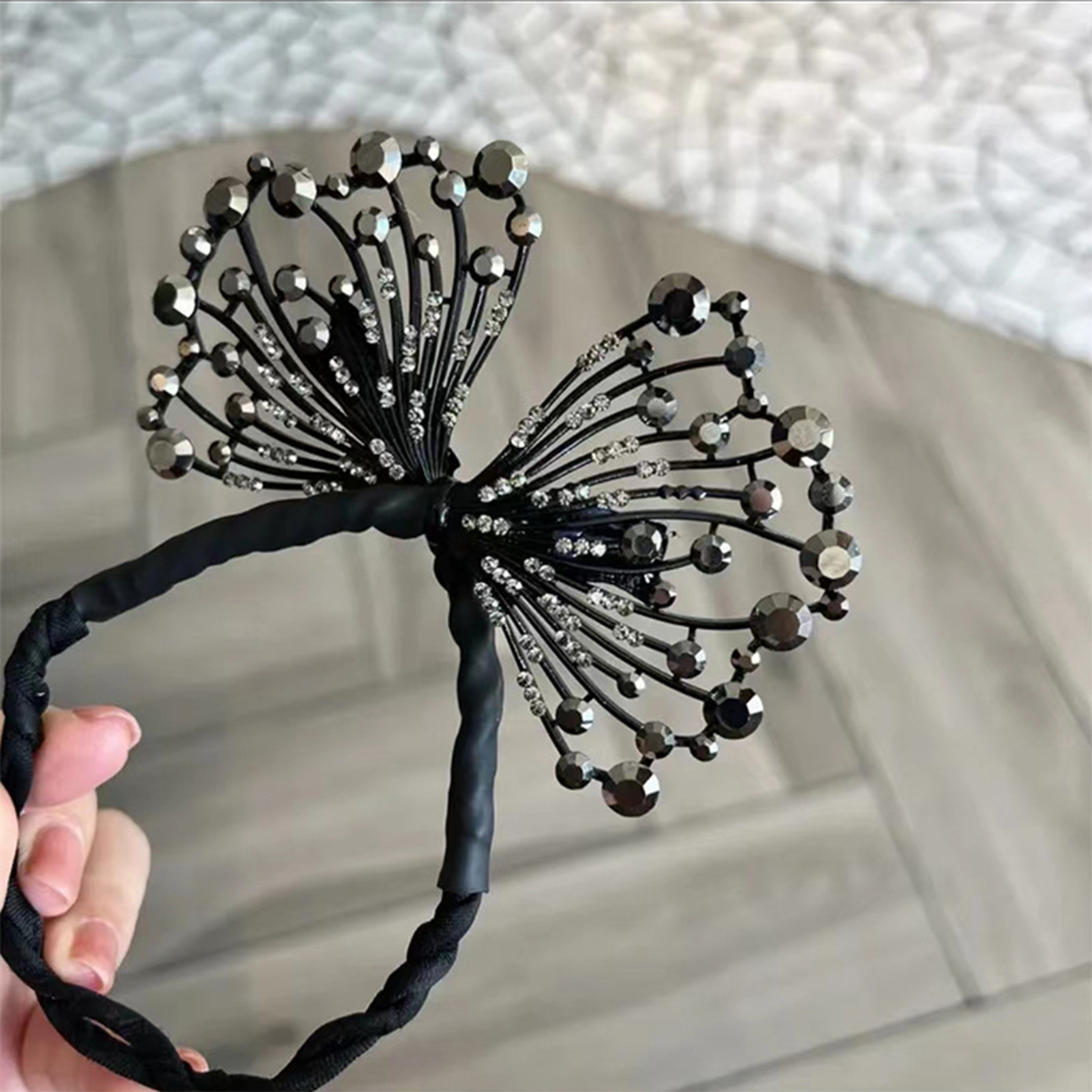 Double Nuts Hair Bun Maker para meninas, Hair Styling Twist Bun Hairpins, Flexível Conveniente de Usar, Cabelo Longo e Grosso Fino