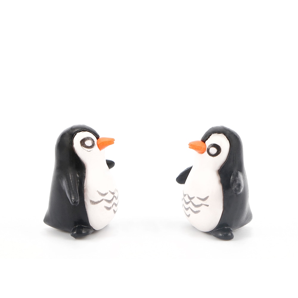 5pcs/lot Mini Resin Penguin Model Practical Jokes Toy Decoration Children Birthday Toy