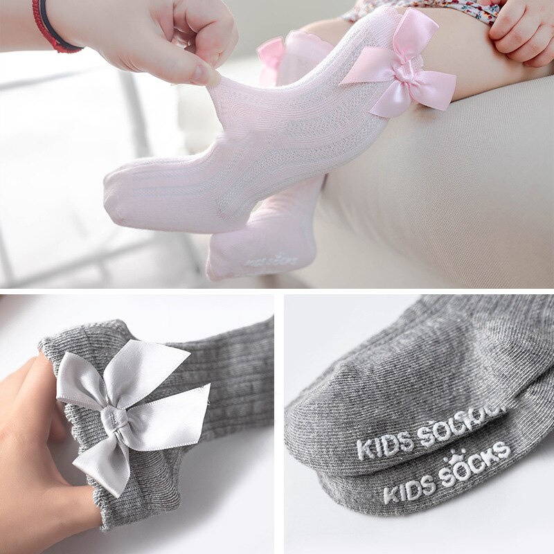 Neue Mädchen Einzigen Farbe Streifen Strümpfe blasiert Mund Strümpfe Baby Bowknot Baumwolle Rutschfeste Kleinkind Aktien Spitzen Strümpfe