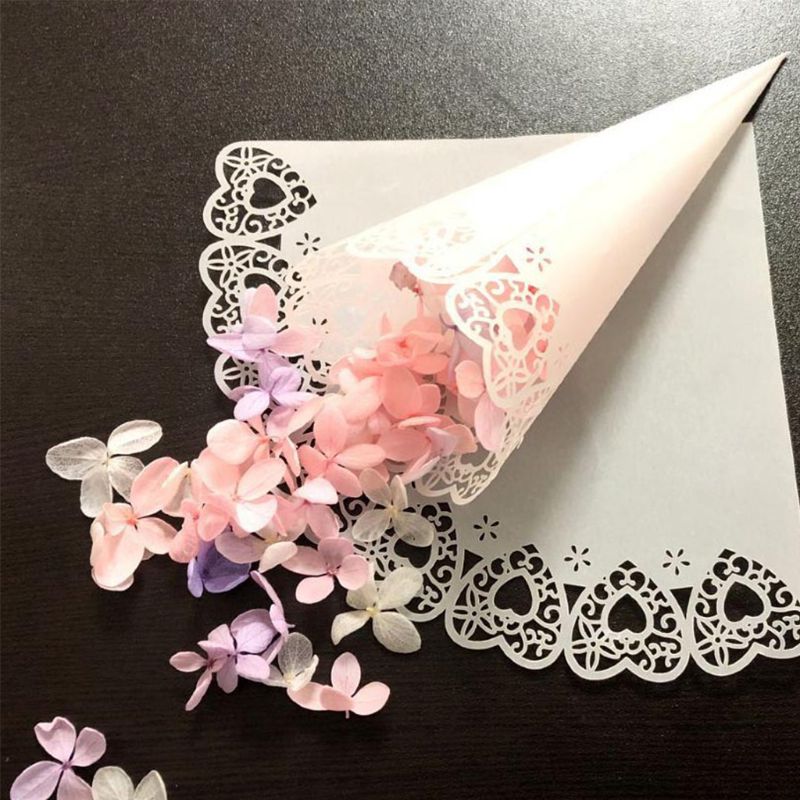 Conos de pétalos de flores para boda, corazón de 20 piezas, conos de papel para poner confeti de caramelo, pétalos de lavanda, confeti de recuerdo de boda: heart