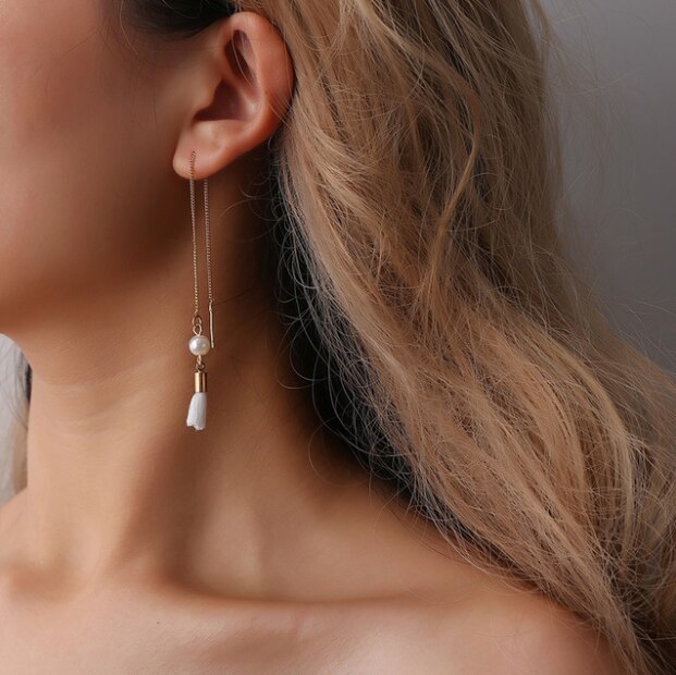 Oorbellen eenvoudige frisse oorbellen parel kwast oorbellen lange asymmetrische oorbellen