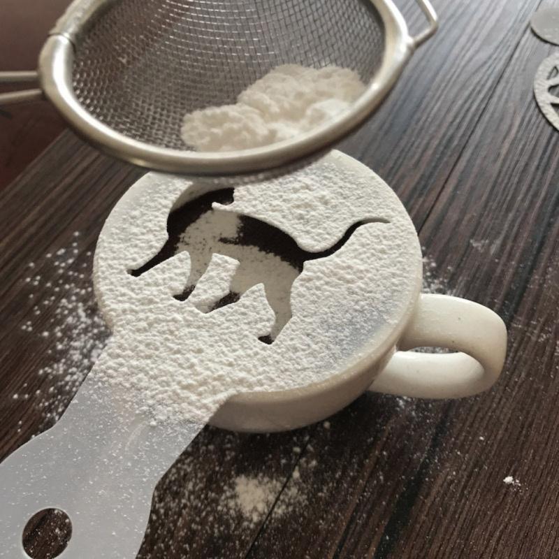 Plantilla para decorar café Barista, plantillas de espuma pulverizada para pastel, molde de capuchino, herramientas de tamiz en polvo, accesorios de café