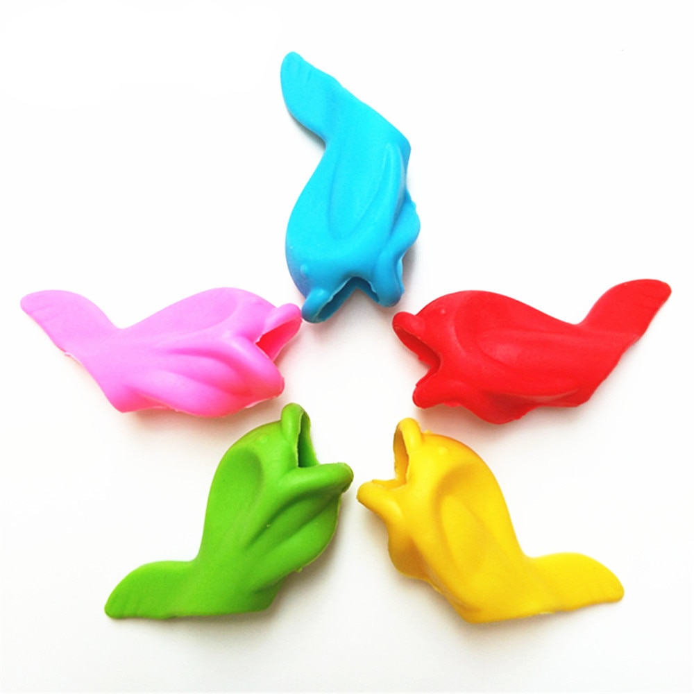 1Pcs Colour Drawing Toy Silicone Dolphin Fish Hold Pencil Children's Creativity Kids Students Pencil Writing Protect Finger Toy