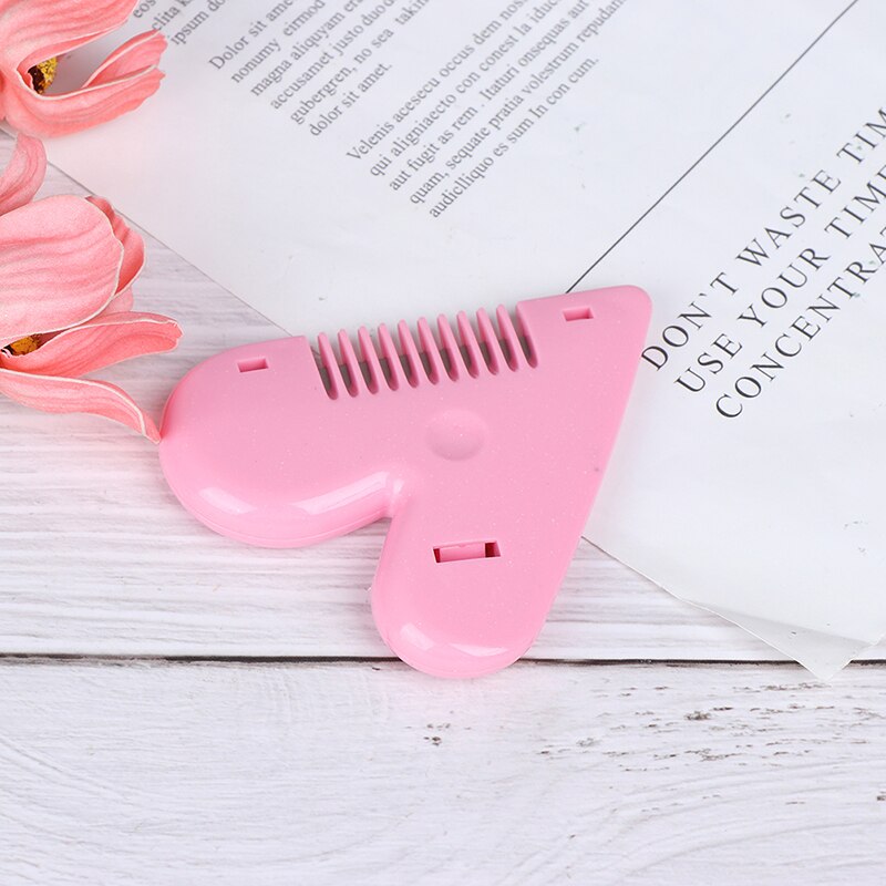 1pcs Pubic Bikini Hair Remover Trimming Tools Heart Shape Thinning Hair Cutting Comb Women Mini Trimming Accessories