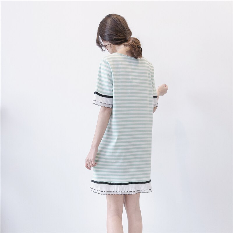 Plus-size gestreepte patchwork kant t-shirtjurk korte mouwen zomerkleding top zwangerschapsaankondiging zwangerschapsblouse 610