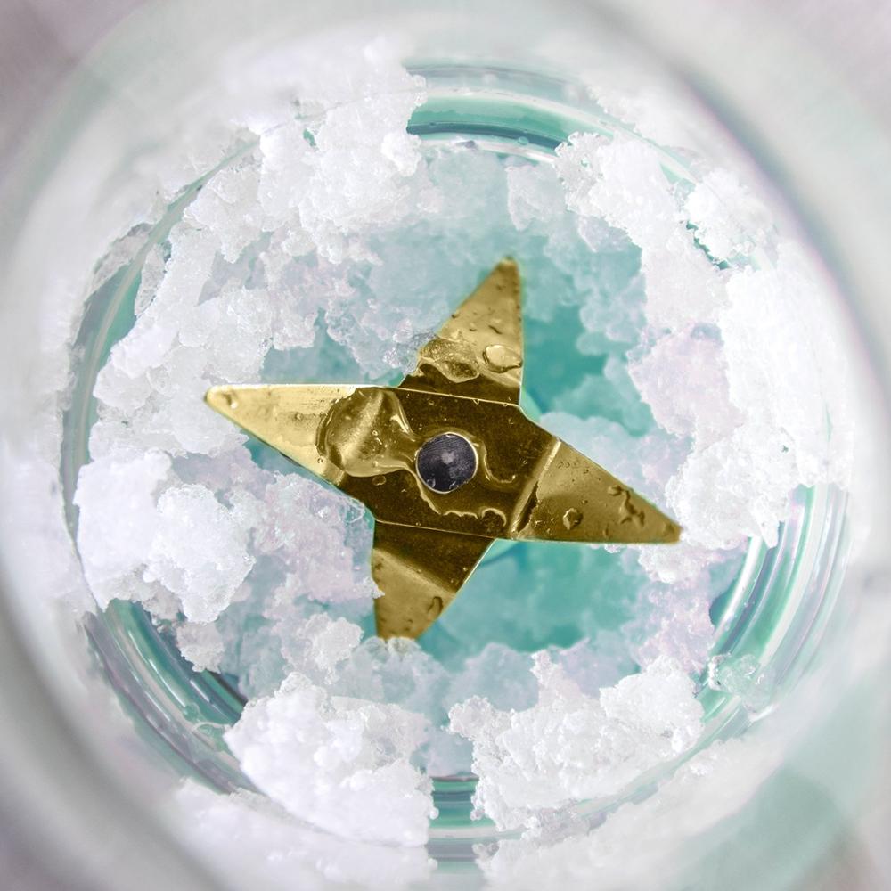 Cecotec Batidora de Smoothies Power Titanium One Batidora de Vaso Portátil Permitir Picar Hielo y Apto para Lavavajilla tiene 2 Tubos Refrigeradores