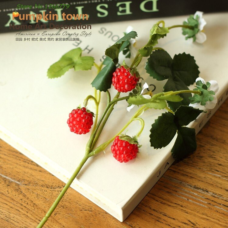 Rustik stil simulering jordgubbe blomma gren, konstgjord växt frukt, gröna blad jordgubbe konstgjord blomma