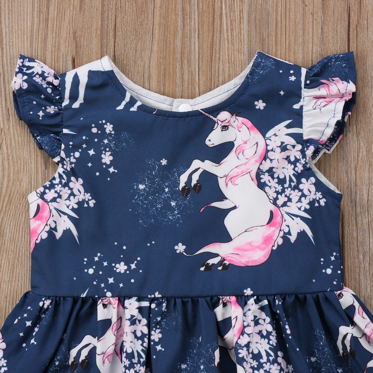 Vestido de verano con estampado de unicornio y mangas con volantes para niñas pequeñas