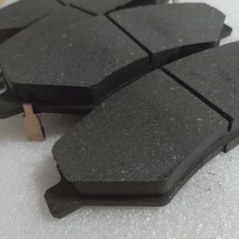 J69-6GN3501080 T21-3501080 S22-3501080 K06-3501080 A13-3501080 T21-3502080 FRONT/REAR Brake pads for CHERY tiggo 2 5 ;X5 ;T21