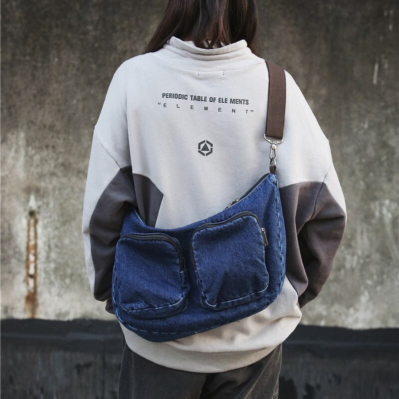 Vintage Denim Fabric Big Capacity Handbag Women Teen Korean Retro Chic Jean Pockets Washed Blue Slouch Messenger Bag: Blue